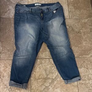 Torrid Boyfriend Jeans EUC